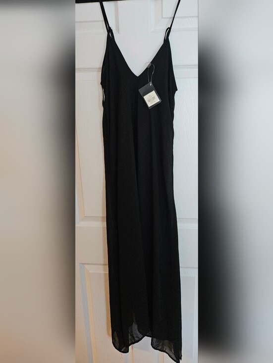 Seductions Dresses & Skirts - NWT  Elefant Black Asymmetrical Slip Dress Seductions By Sirens. Size US S.